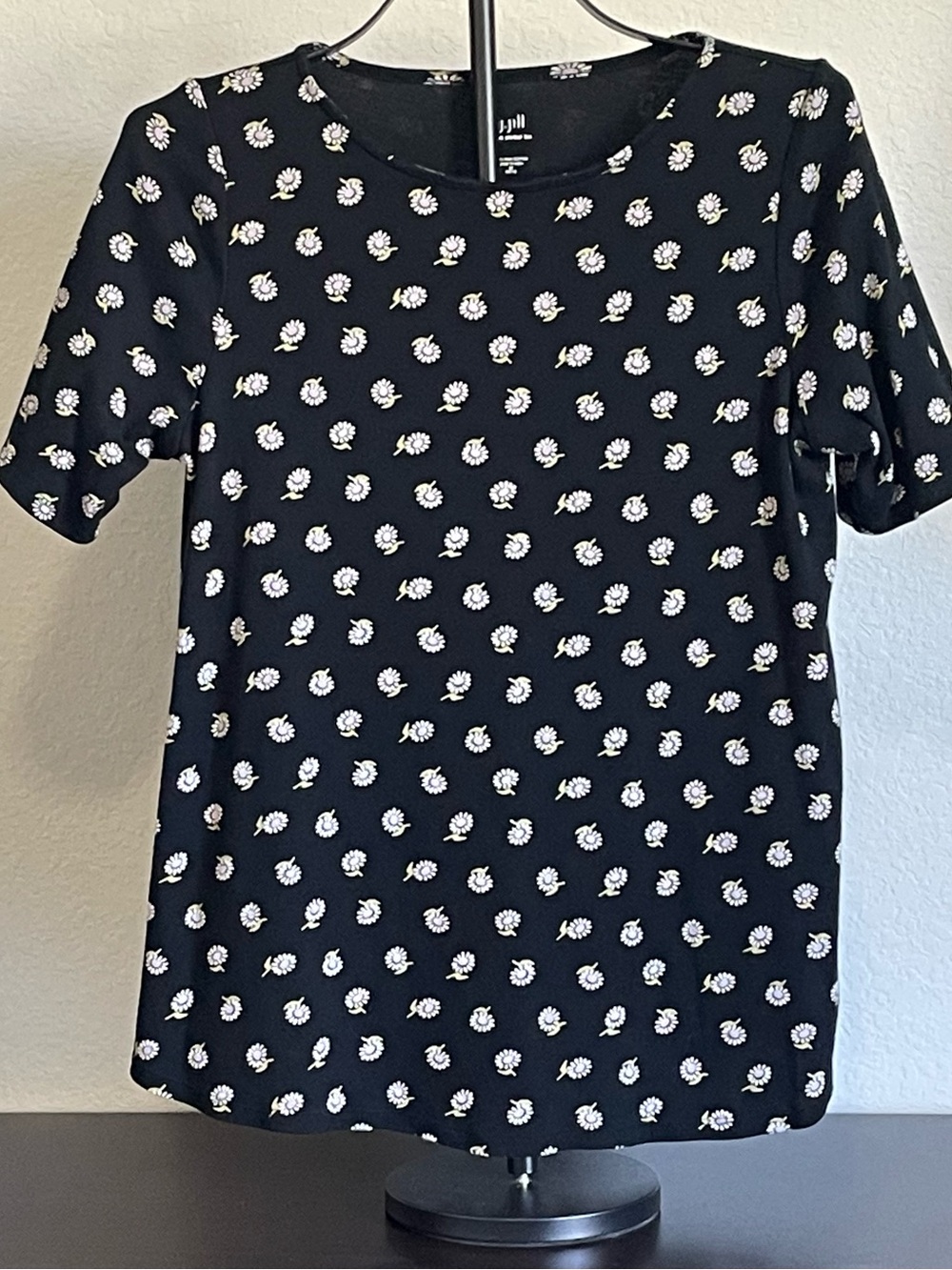 J. Jill Black White Daisy Floral Print Pima Cotton Curved Hem T-Shirt Top MP